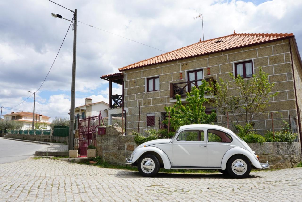 Casa Da Aldeia Da Avo Bed & Breakfast Valpacos Exterior photo